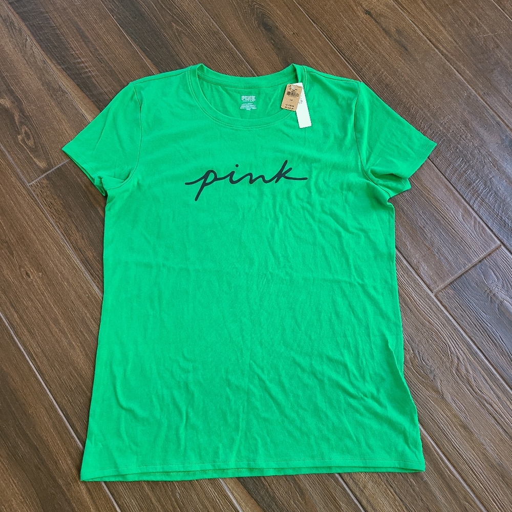 VS PINK T-shirt